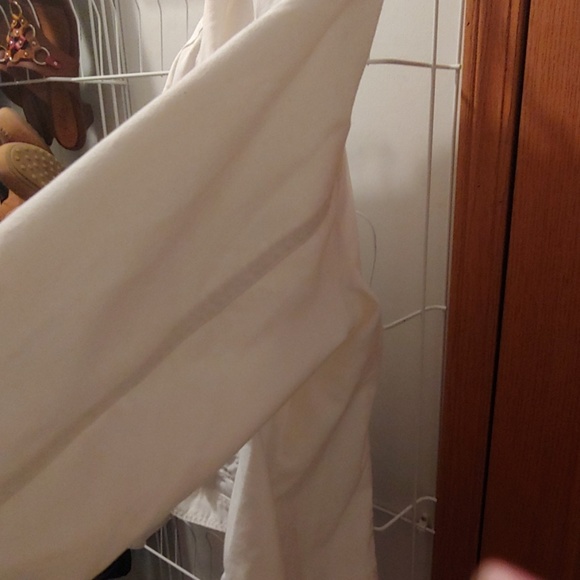 Vest - Picture 3 of 4